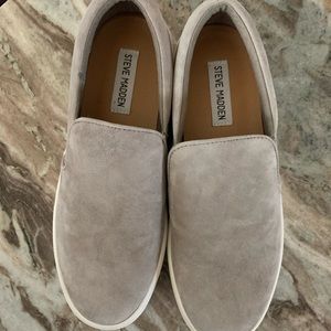 Steve Madden - size 8M